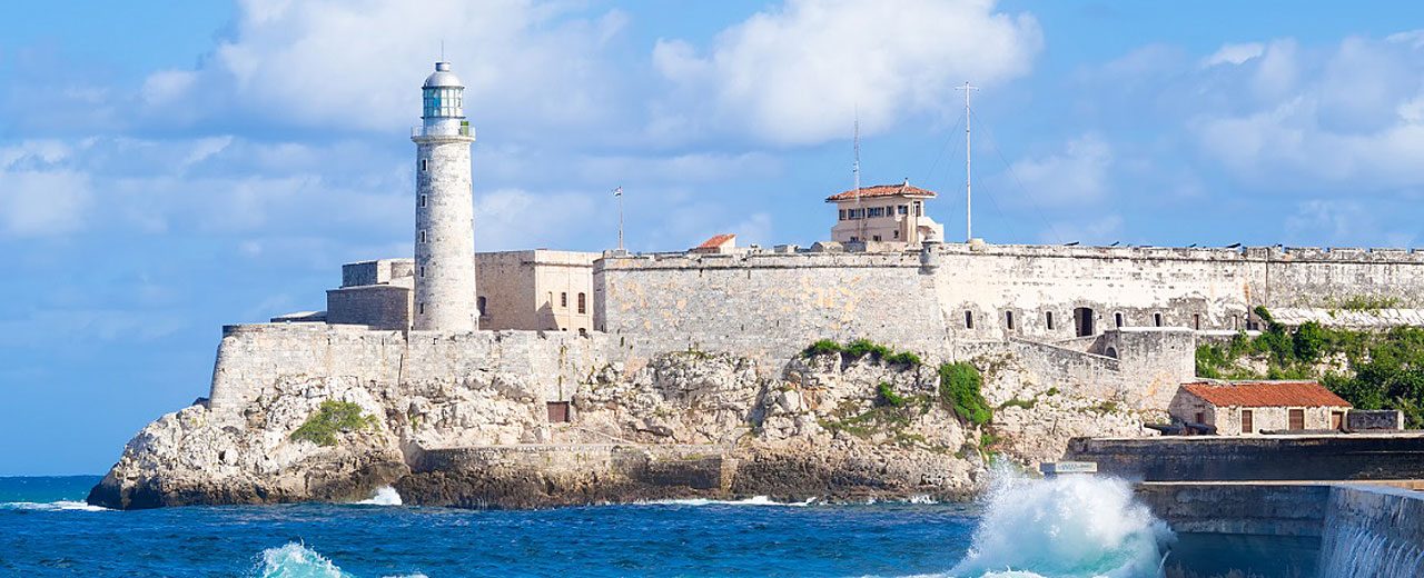 Cuba_Ciudad_Havana_El-Malecon_Seawall