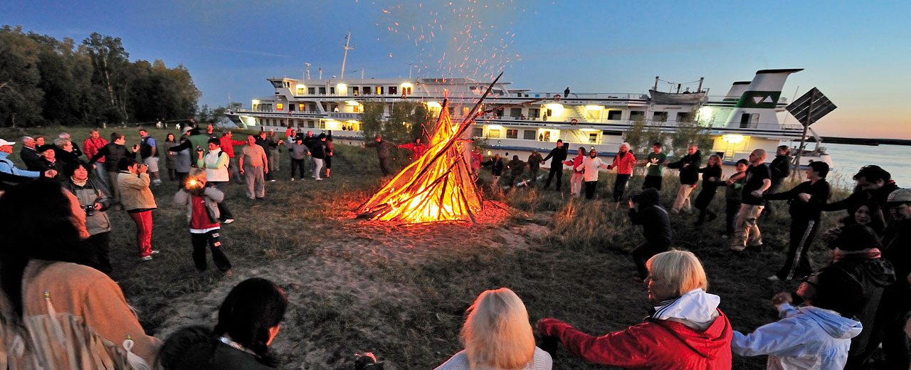 Lena River Cruise - Yakutian Bonfire