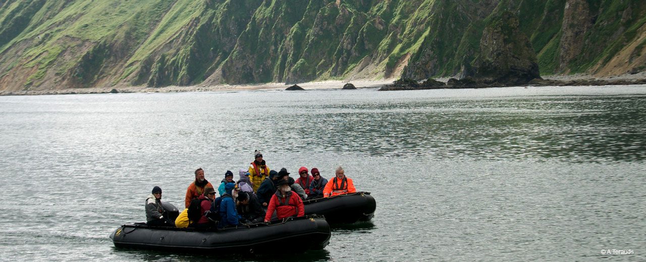 Siberia_discovery_by_dinghy